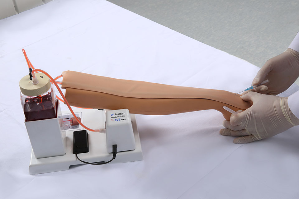 BT INC CSIV1- simulatore endovenosa BT INC CSIV1- simulatore endovenosa