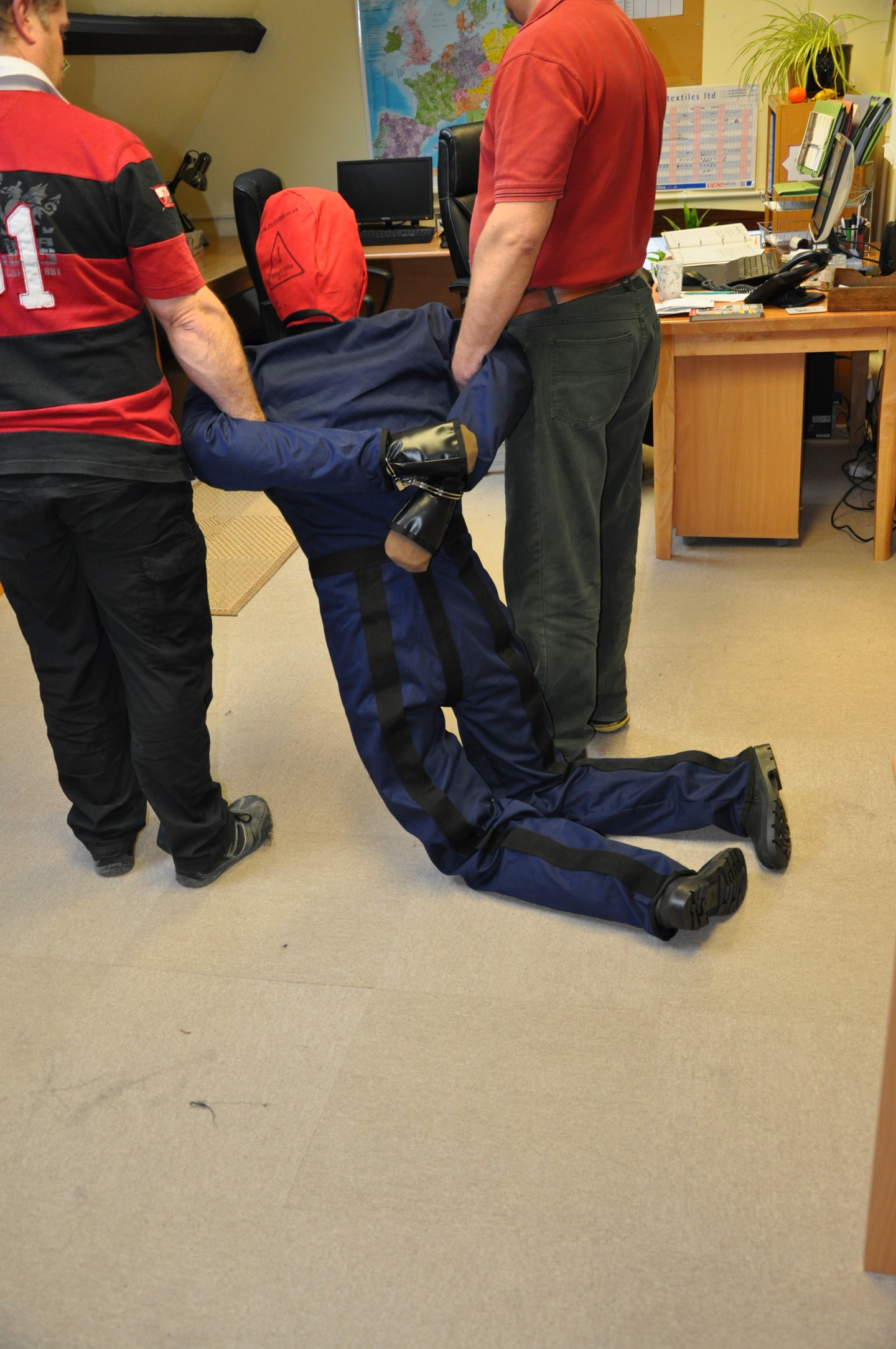 Prisoner security manikin Ruth Lee Prisoner security manikin Ruth Lee