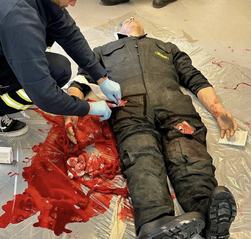 Manichino a peso reale iperrealistico Rescue Manikin Pro