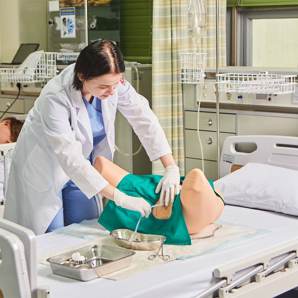 Simulatore Medico per Cateterizzazione Femminile